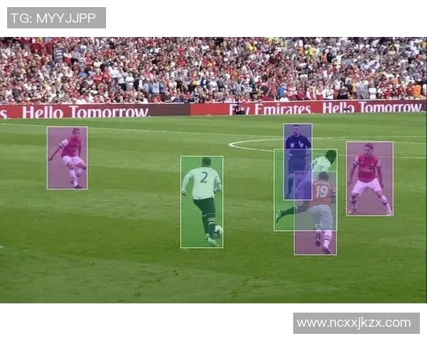 探索足球鞋的设计与功能特点揭示运动员的选择与表现之道 探索足球鞋的设计与功能特点揭示运动员的选择与表现之道